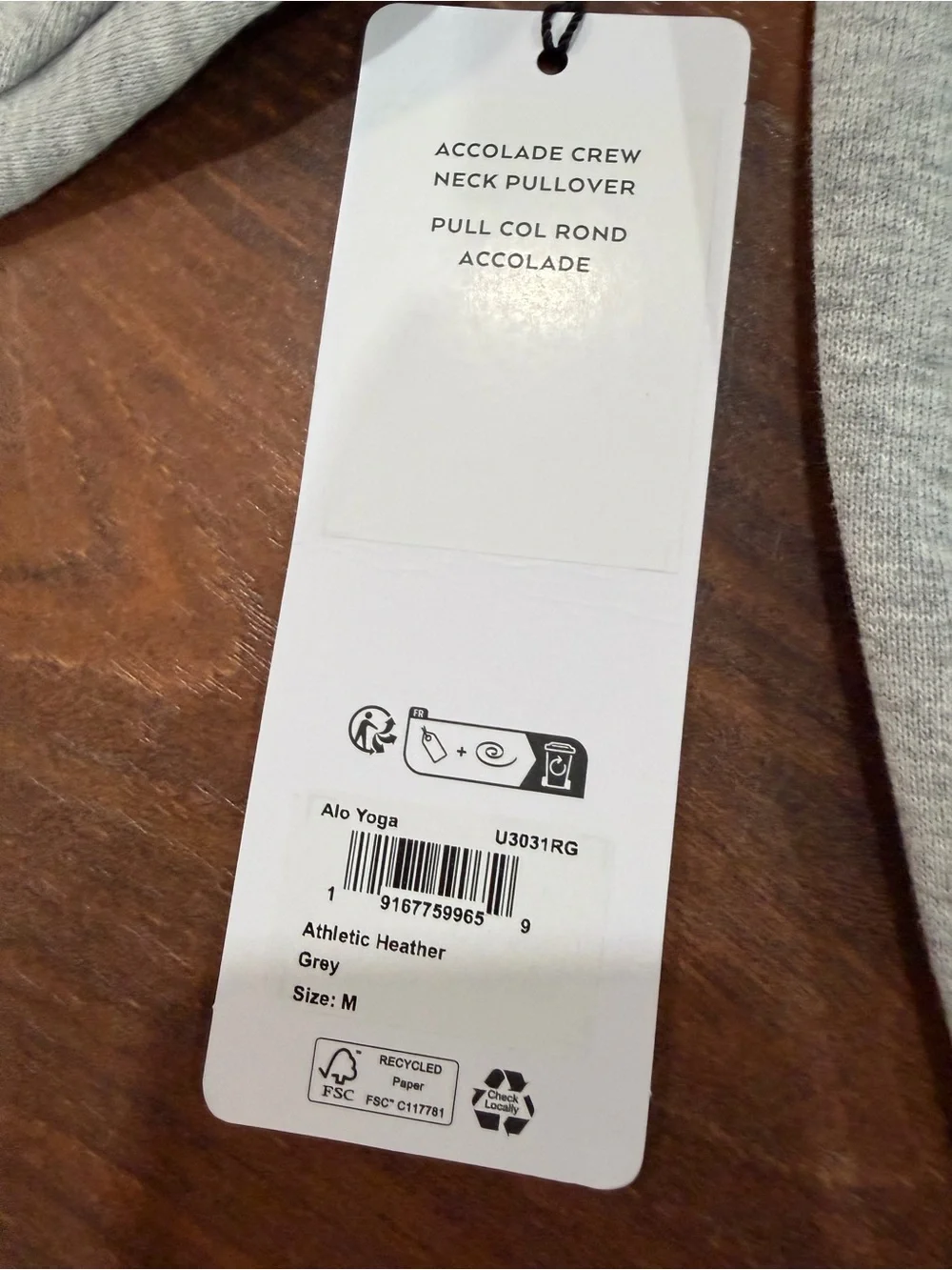 NWT Alo Yoga Accolade Crew Neck Pullover in Athletic Heather Grey, Size M